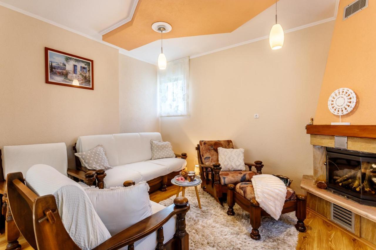 Holiday Home Memories And Joy 이모츠키 외부 사진